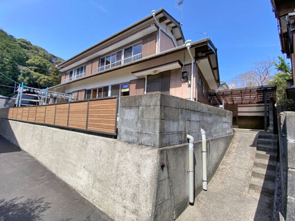 建物敷地への入り口