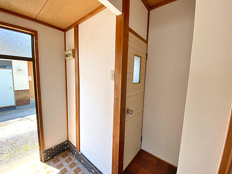 トイレドア トイレドア